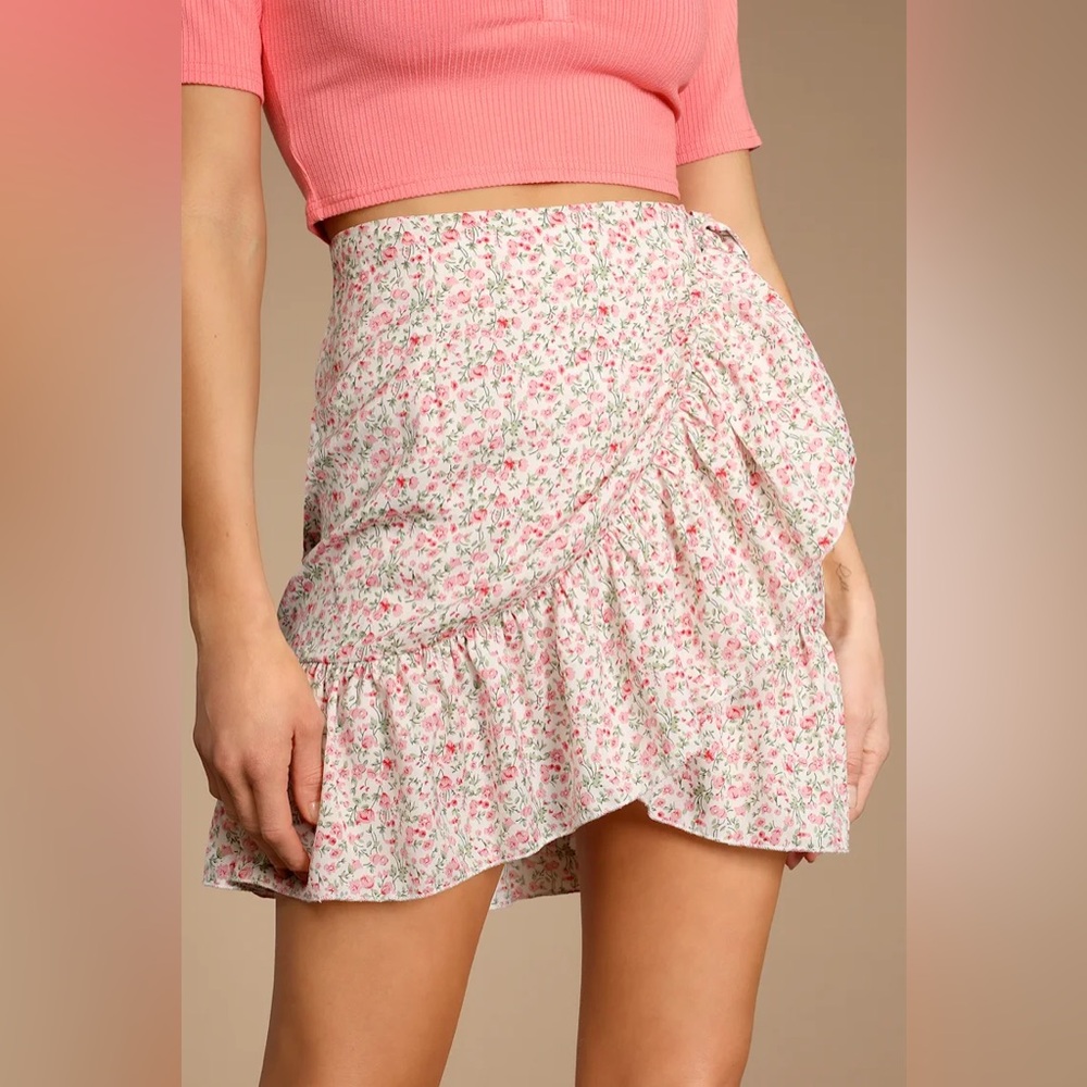 Lulus Flourishing Dreams White Floral Print Wrap Mini Skirt Size M